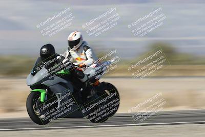 media/Dec-01-2025-Moto Forza (Mon) [[2daa91e15f]]/1-Advanced Group/Session 3 Turn 3 Exit Bump Pans/